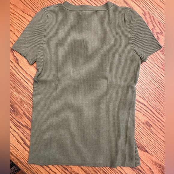 3 Season Sweater Tops - Picture 4 of 4